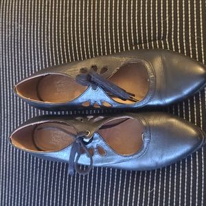 Vintage Style Heeled Shoes